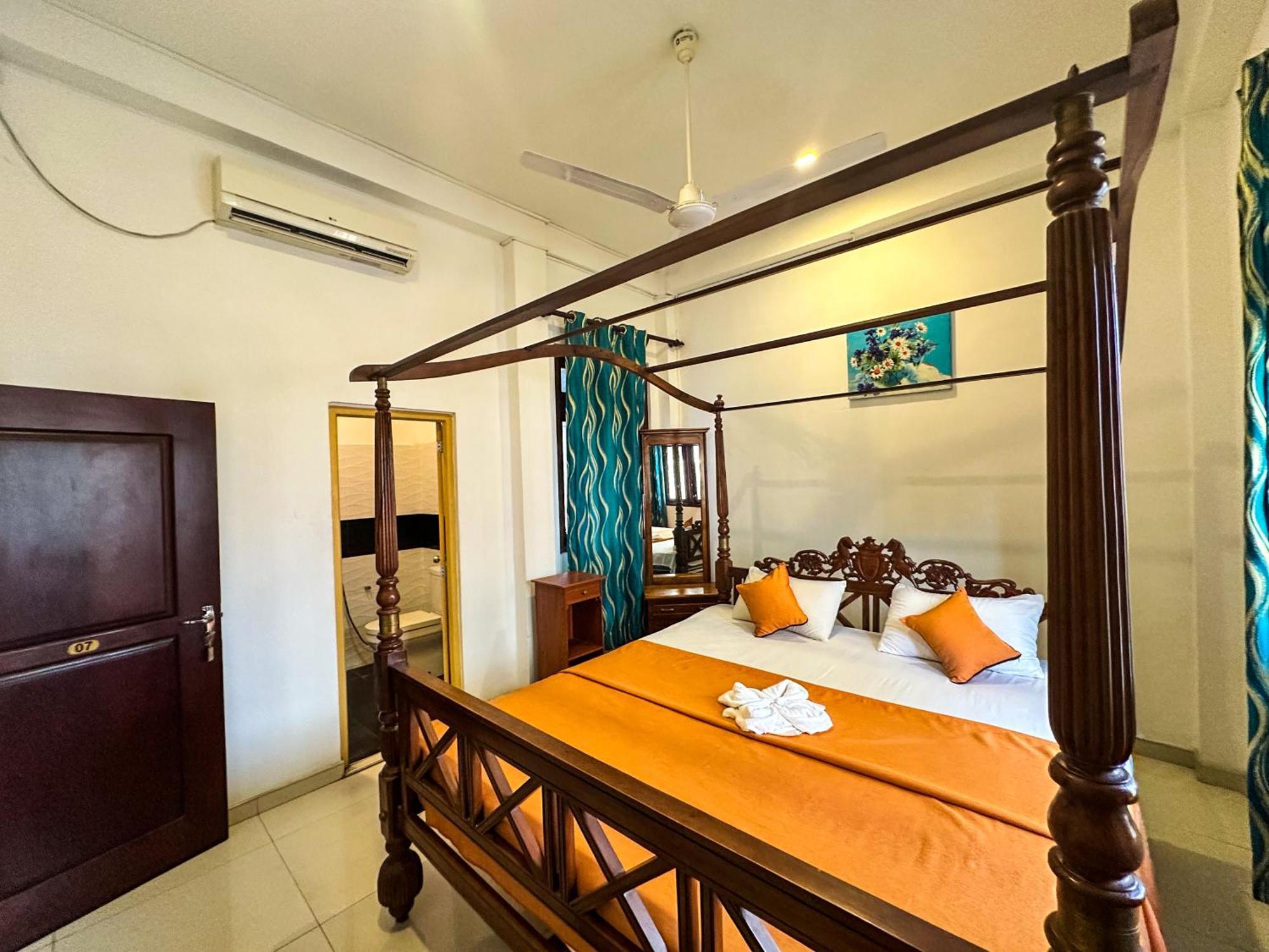 New Panda House Hotel Гале Екстериор снимка