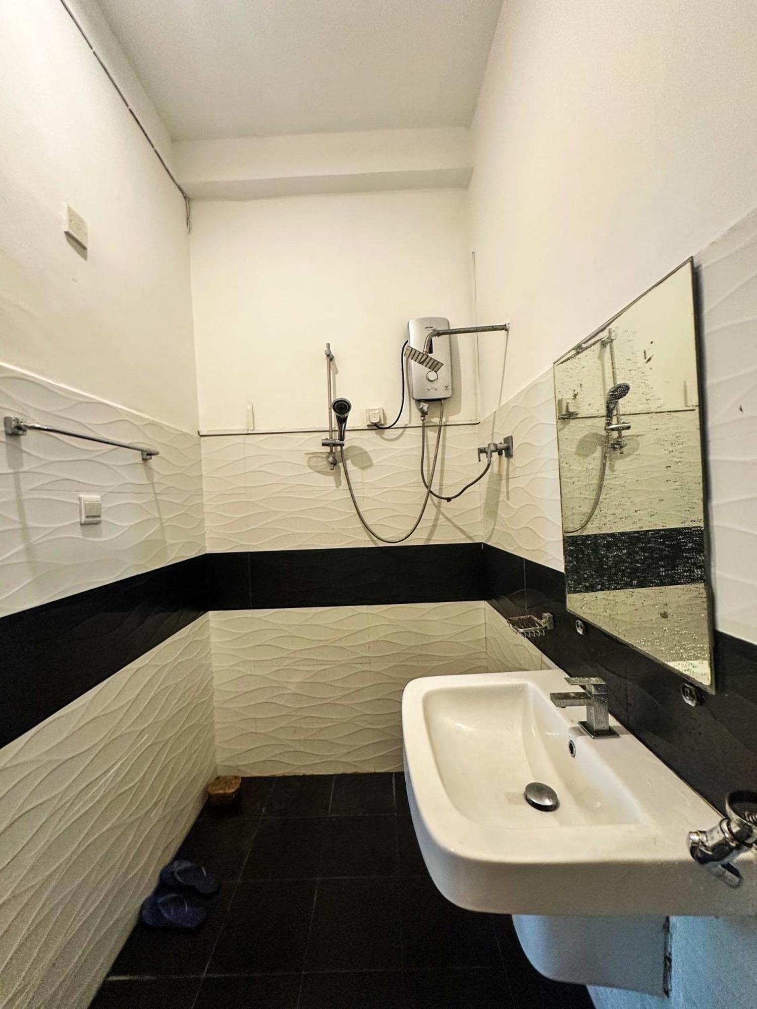 New Panda House Hotel Гале Стая снимка
