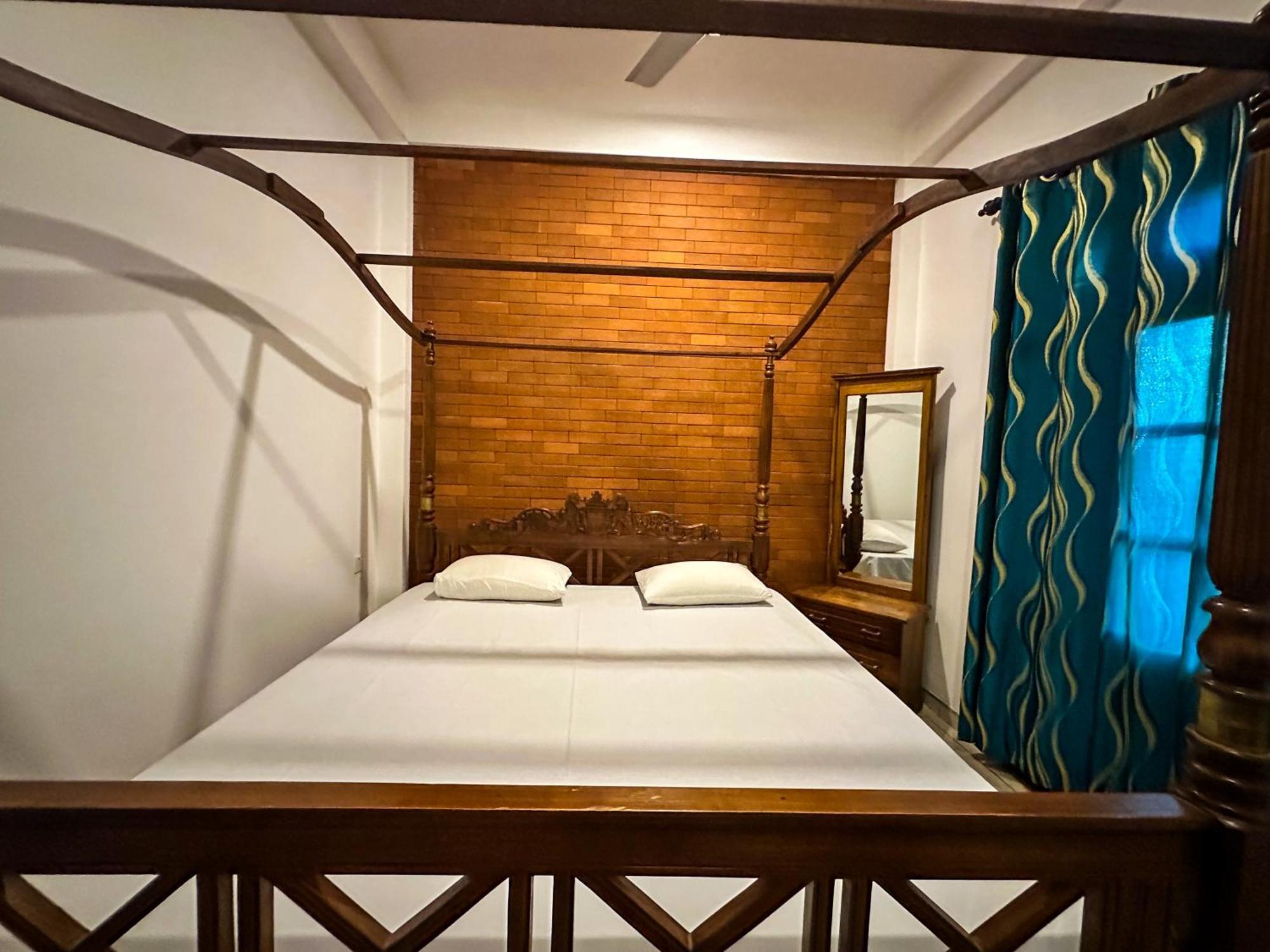 New Panda House Hotel Гале Екстериор снимка
