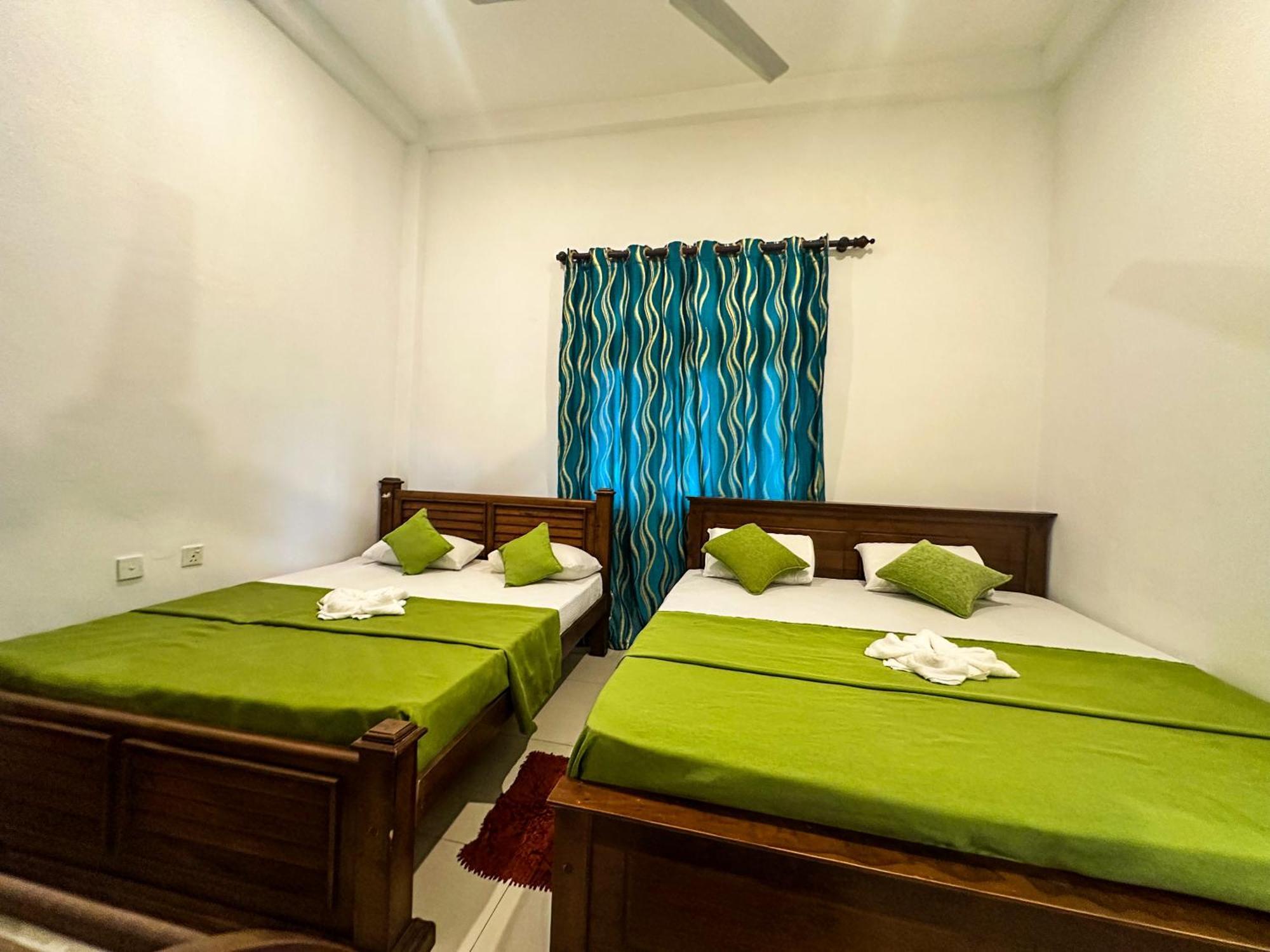 New Panda House Hotel Гале Стая снимка